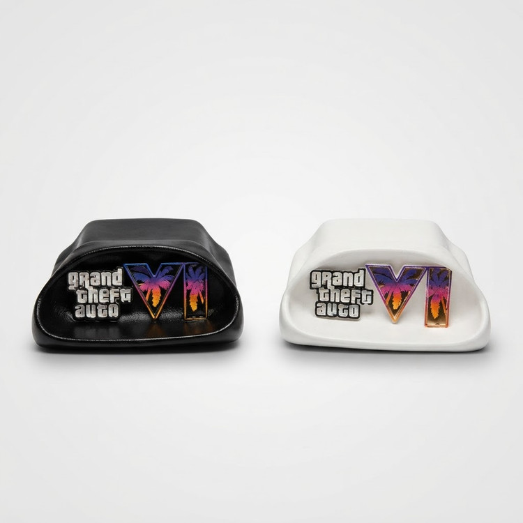 استند دسته GTA VI
